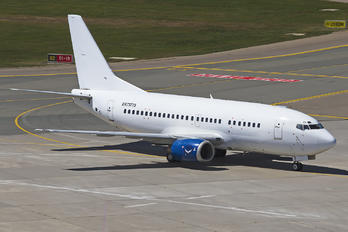EK73775 - Taron-Avia Boeing 737-500