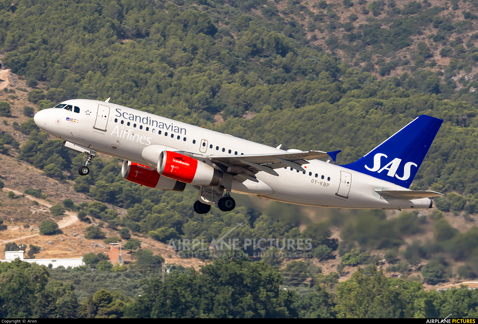 SAS - Scandinavian Airlines OY-KBP aircraft at Málaga