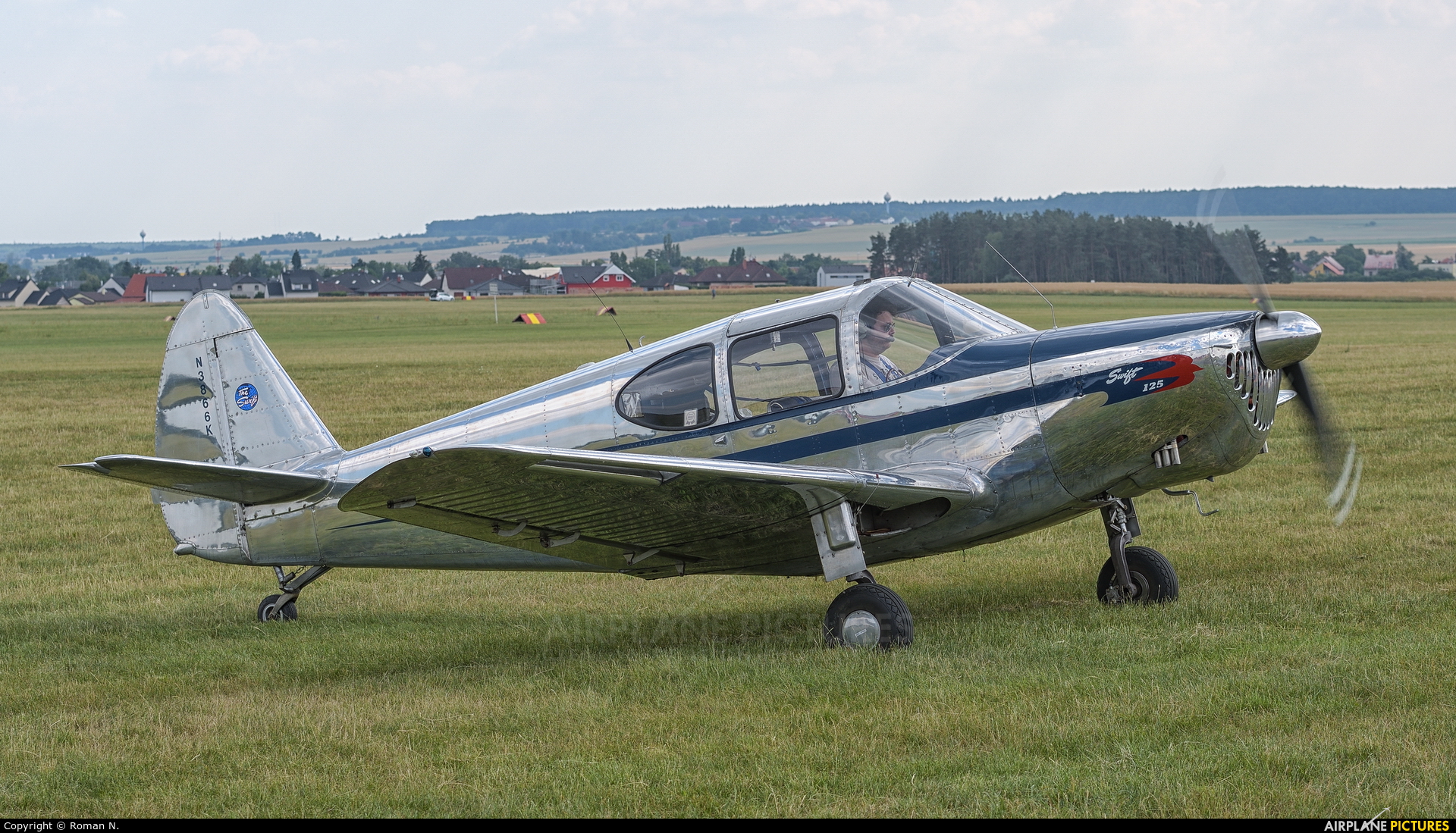 Private N3866K aircraft at Mladá Boleslav