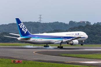 JA615A - ANA - All Nippon Airways Boeing 767-300ER