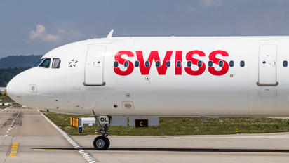 HB-IOL - Swiss Airbus A321