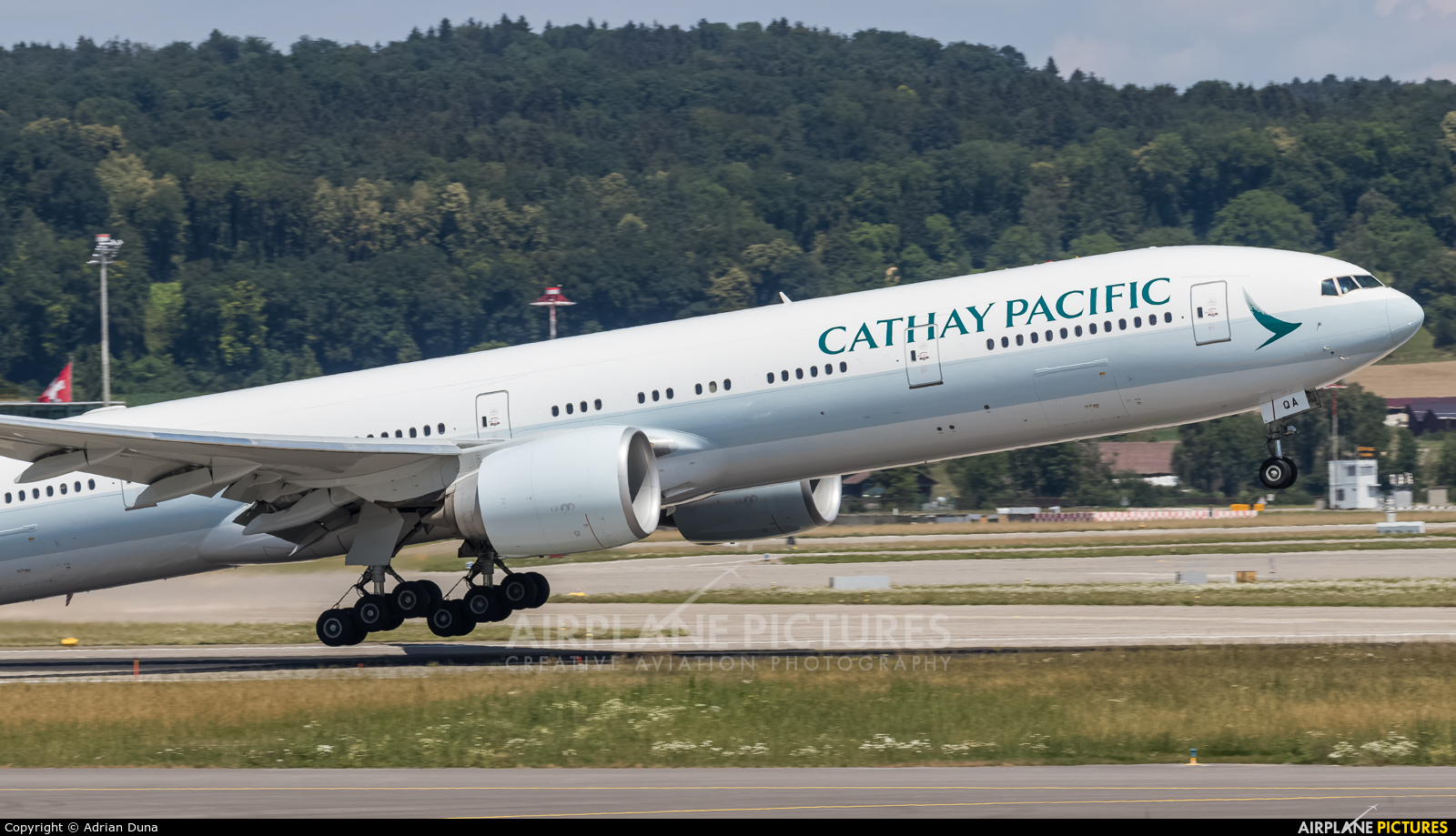 Cathay Pacific B-KQA aircraft at Zurich