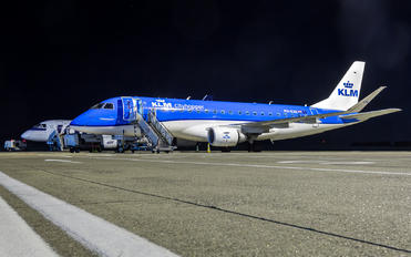 PH-EXK - KLM Cityhopper Embraer ERJ-175 (170-200)