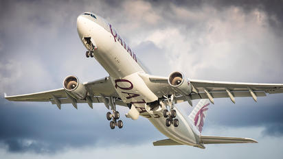 A7-AEG - Qatar Airways Airbus A330-300