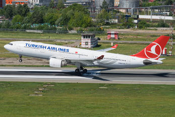 TC-JIT - Turkish Airlines Airbus A330-200