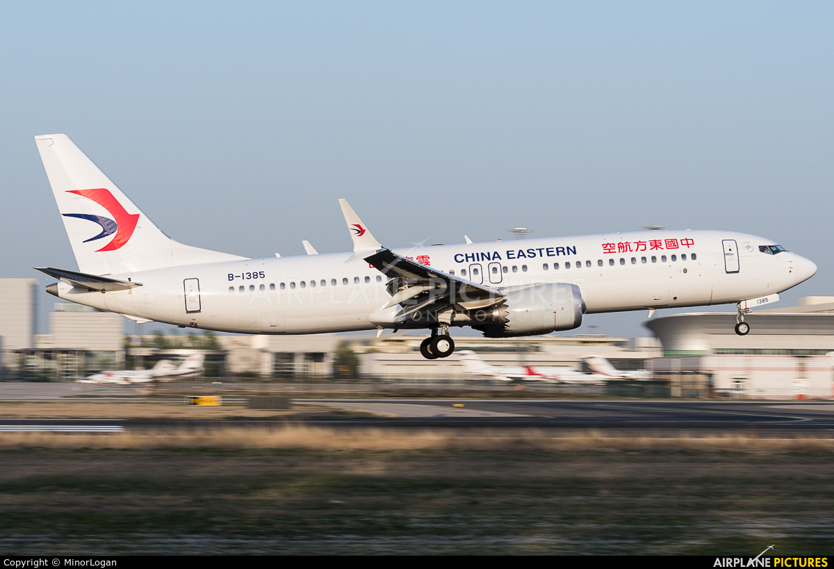 China Eastern Airlines B-1385 aircraft at Beijing - Capital