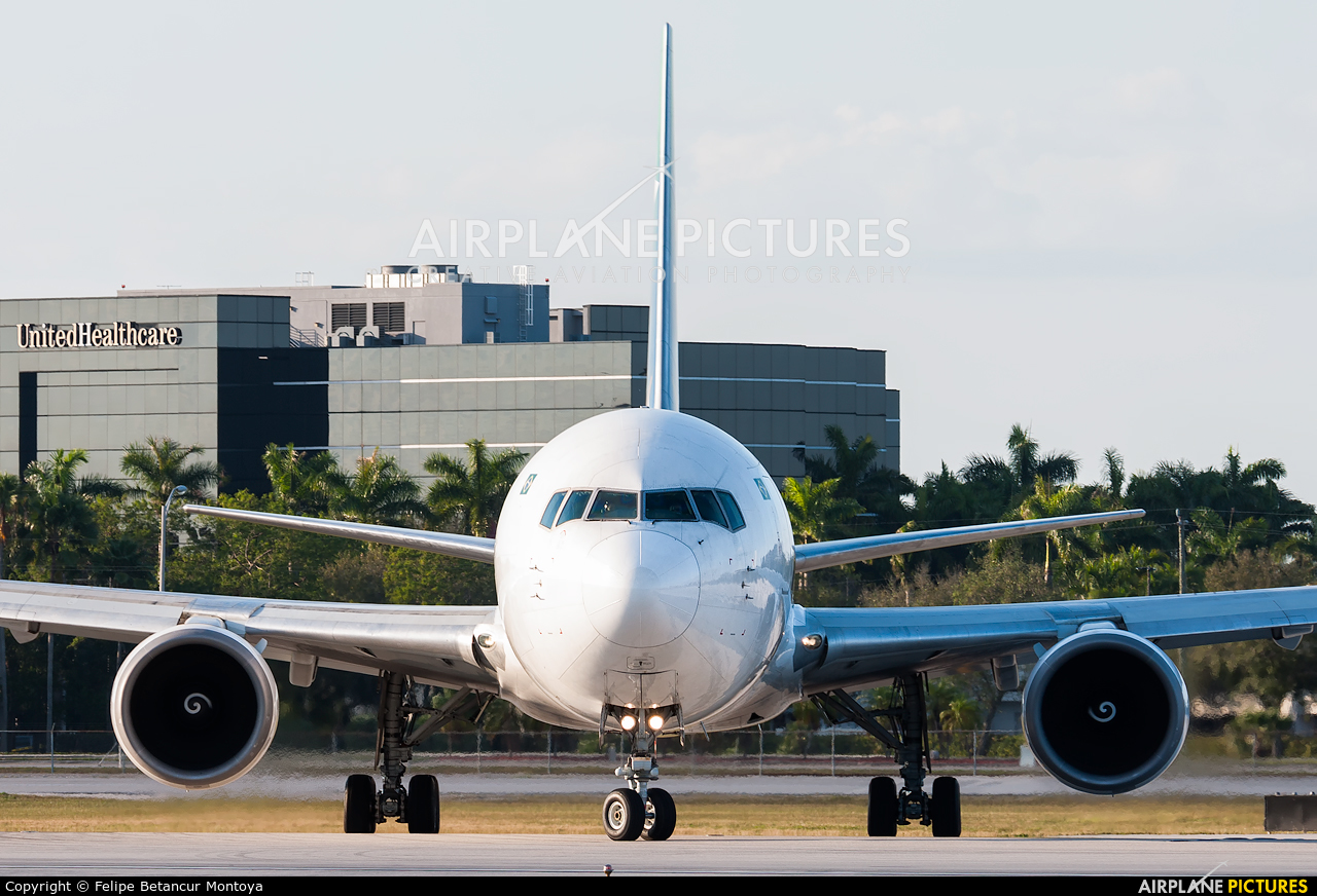 ABSA Cargo PR-ABB aircraft at Miami Intl