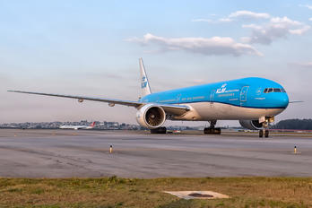 PH-BVN - KLM Boeing 777-300ER