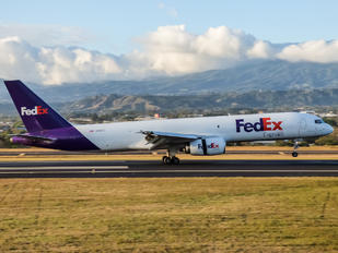 N941FD - FedEx Federal Express Boeing 757-200F