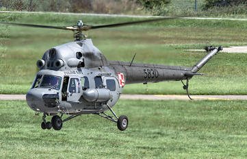 5830 - Poland - Navy Mil Mi-2