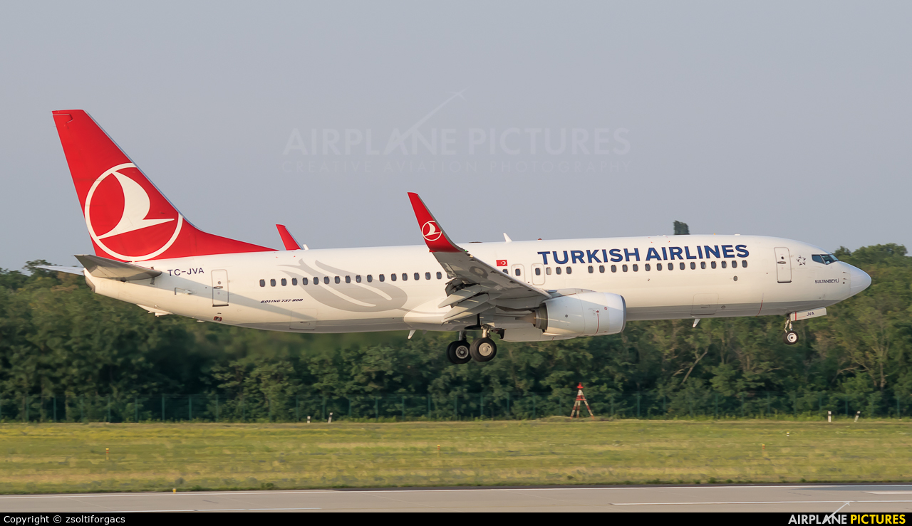 Turkish Airlines TC-JVA aircraft at Budapest Ferenc Liszt International Airport