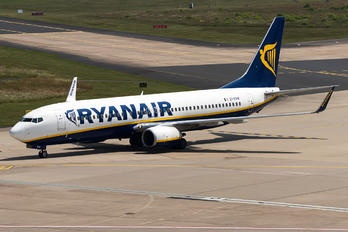EI-EVW - Ryanair Boeing 737-800