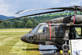 7639 - Slovakia -  Air Force Sikorsky UH-60M Black Hawk
