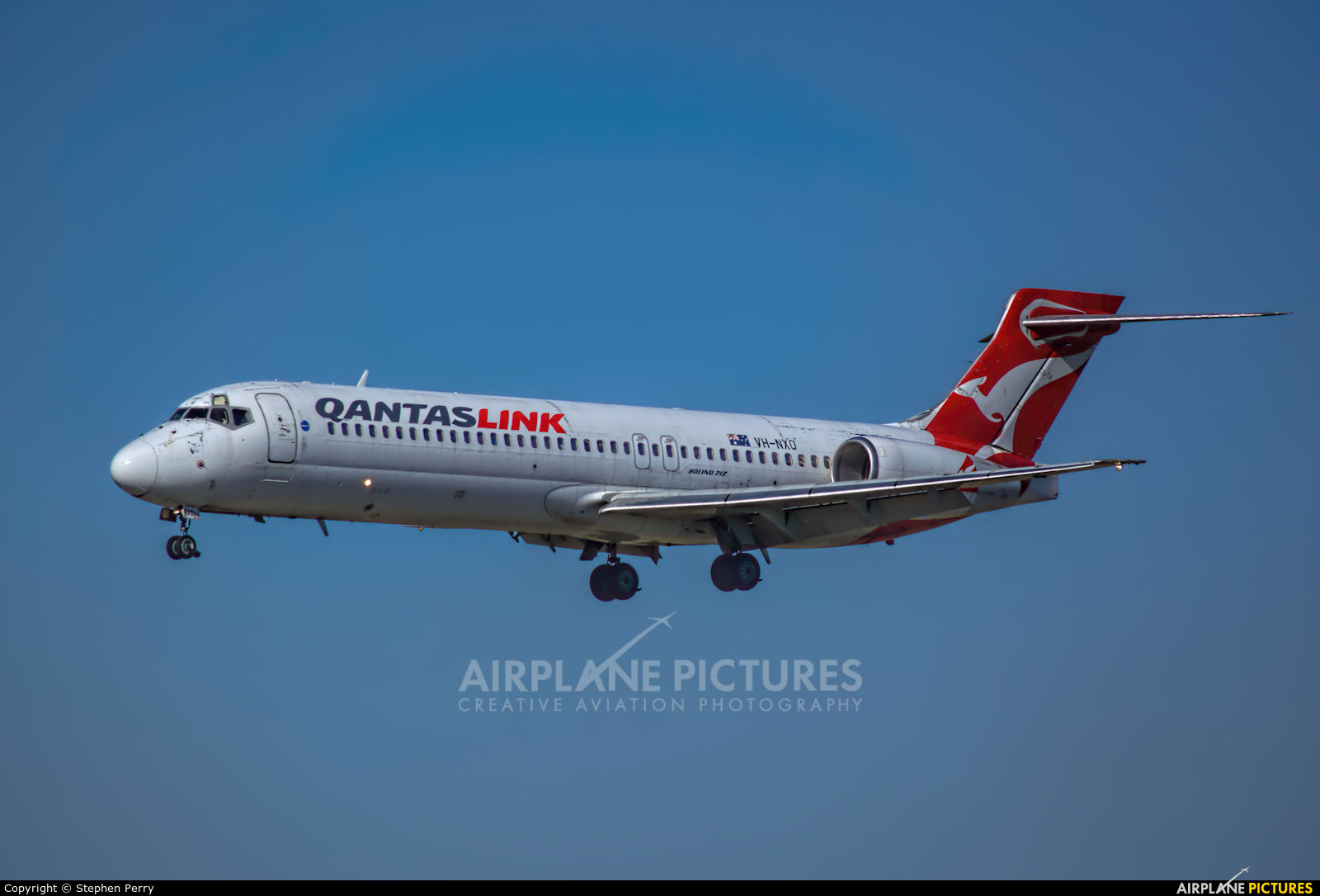 QantasLink VH-NXO aircraft at Perth, WA