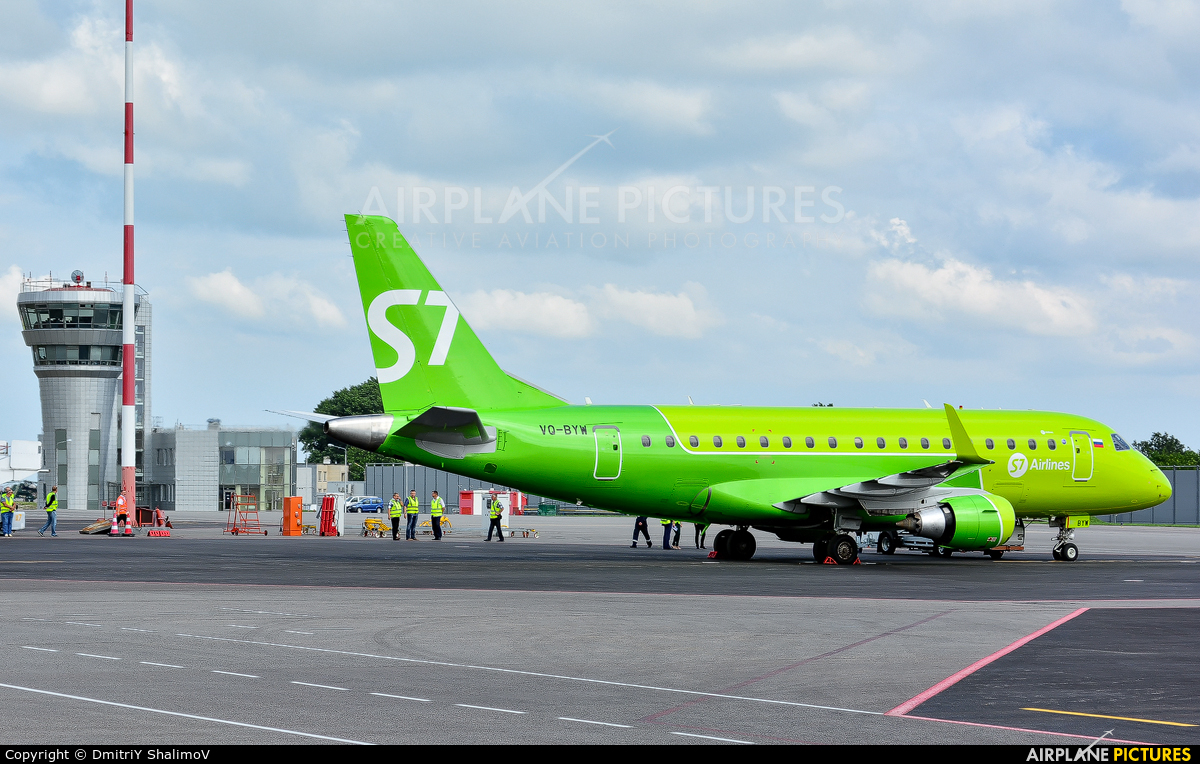 S7 Airlines VQ-BYW aircraft at Belgorod Intl