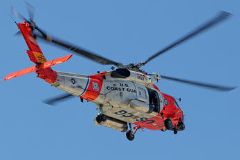 6023 - USA - Coast Guard Sikorsky MH-60T Jayhawk
