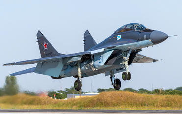51 - Russia - Navy Mikoyan-Gurevich MiG-29KUB