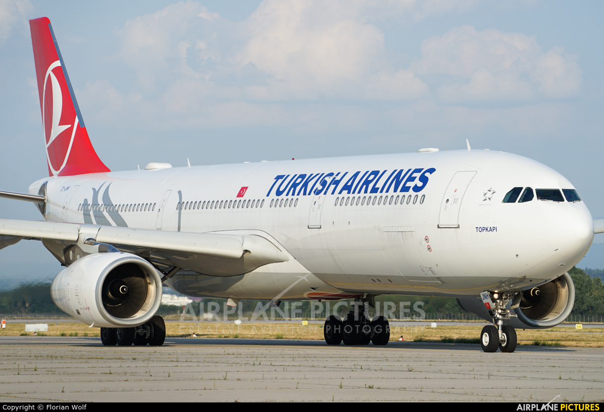 Turkish Airlines TC-JNH aircraft at Stuttgart