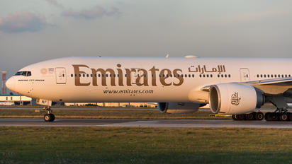 A6-ENF - Emirates Airlines Boeing 777-300ER