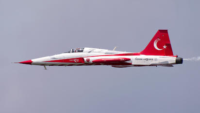70-3046 - Turkey - Air Force : Turkish Stars Canadair NF-5A