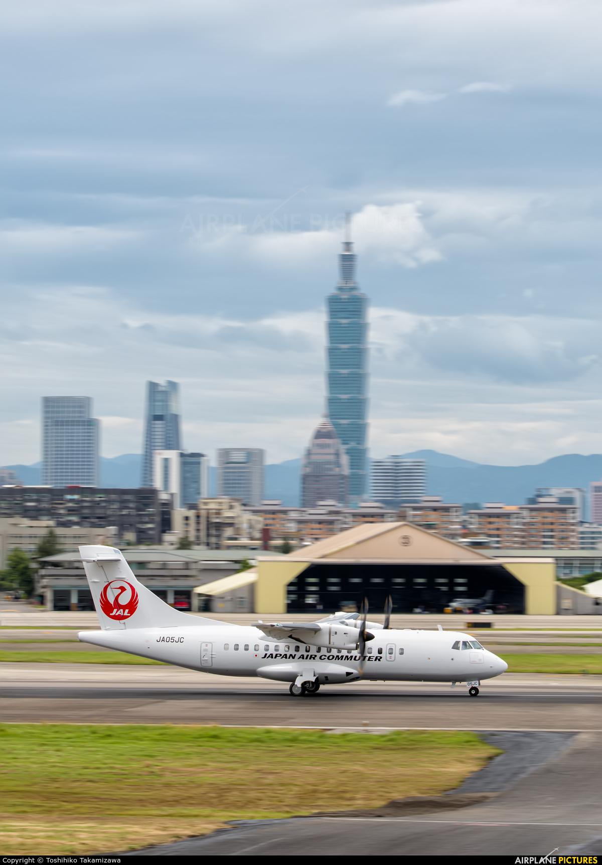 JAL-  Japan Air Commuter JA05JC aircraft at Taipei Sung Shan/Songshan Airport