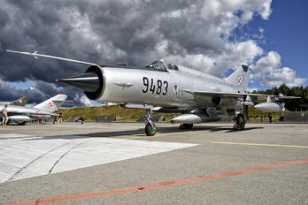 9483 - Poland - Air Force Mikoyan-Gurevich MiG-21bis