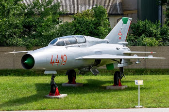 4419 - Hungary - Air Force Mikoyan-Gurevich MiG-21U