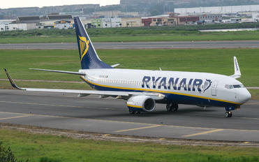 EI-FID - Ryanair Boeing 737-800