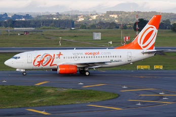 PR-GOQ - GOL Transportes Aéreos  Boeing 737-700