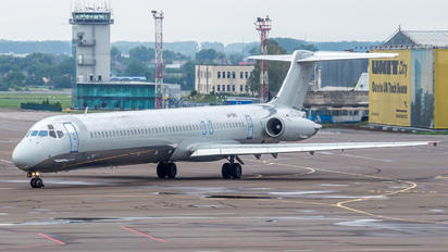 UR-CRX - Anda Air McDonnell Douglas MD-82