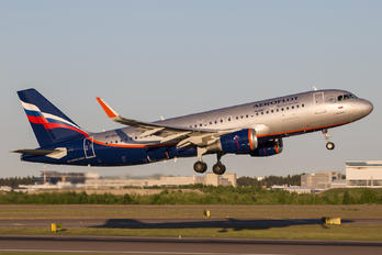 VP-BAC - Aeroflot Airbus A320