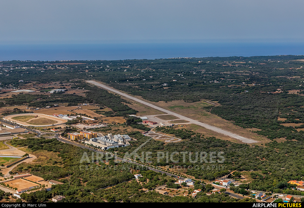 - Airport Overview - aircraft at San Luis Menorca