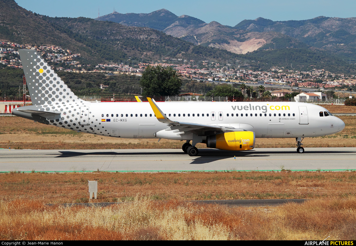 Vueling Airlines EC-MXG aircraft at Málaga