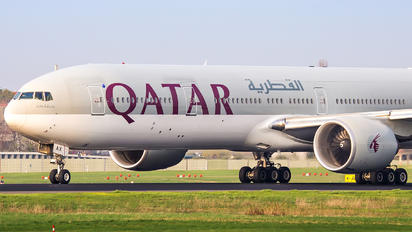 A7-BAX - Qatar Airways Boeing 777-300ER