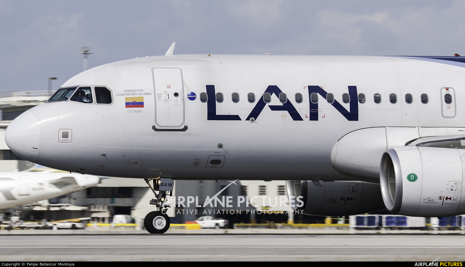 LAN Colombia CC-BAW aircraft at Miami Intl