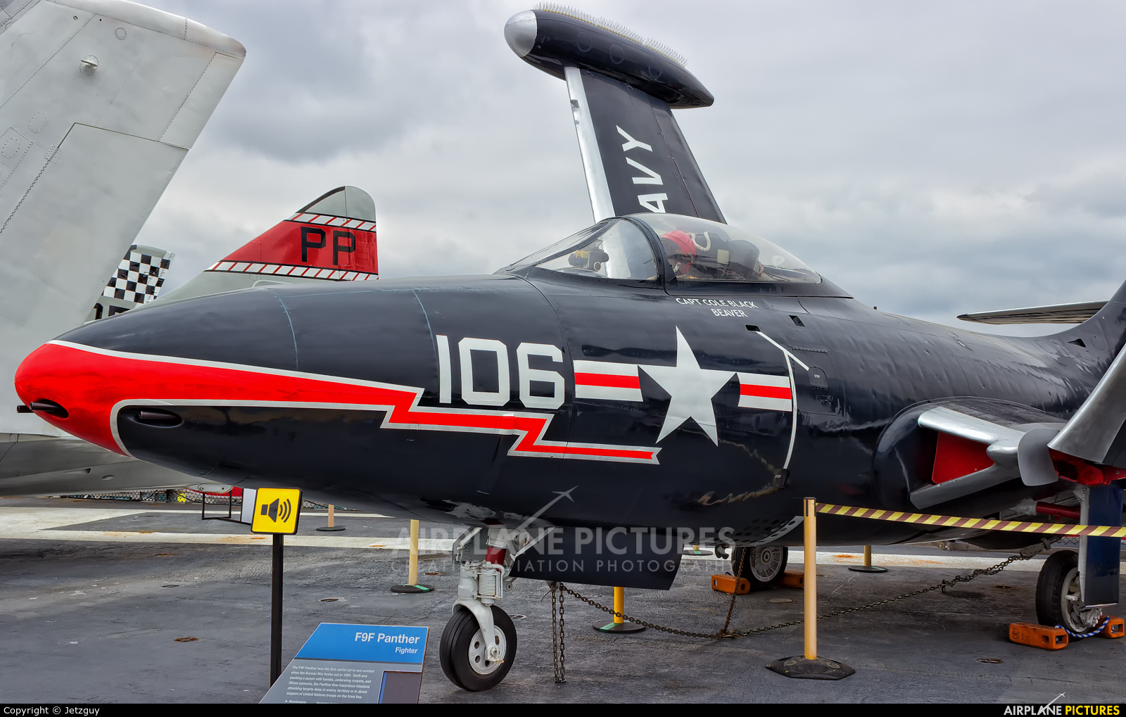141136 - USA - Navy Grumman F9F Panther at San Diego - USS Midway