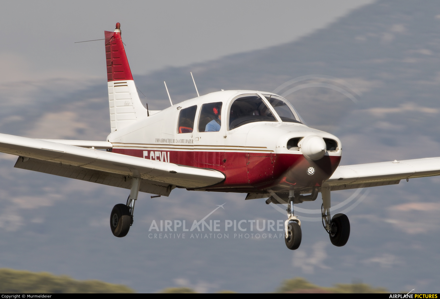 Private F-GFYV aircraft at Cannes - Mandelieu