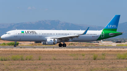 OE-LCR - LEVEL Airbus A321
