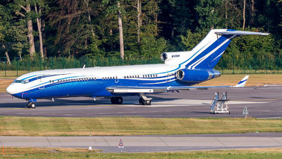 M-STAR - Starling Aviation Boeing 727-200/Adv(RE) Super 27