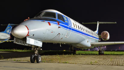 UR-DPA - Dniproavia Embraer ERJ-145