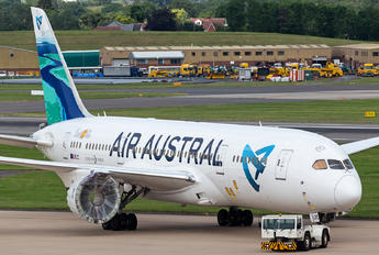 F-OLRC - Air Austral Boeing 787-8 Dreamliner