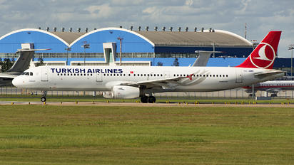 TC-JMN - Turkish Airlines Airbus A321