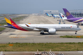 HL8079 - Asiana Airlines Airbus A350-900