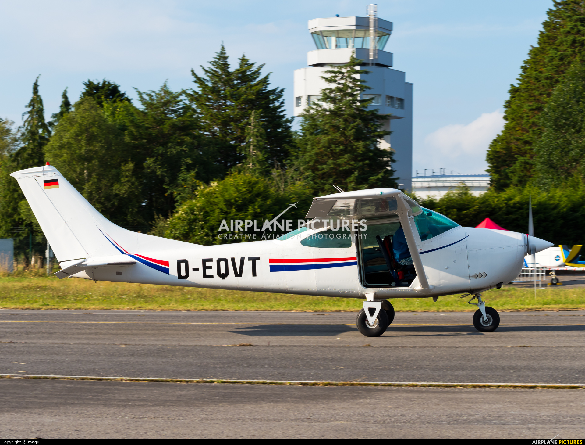 Private D-EQVT aircraft at Lugo - Rozas
