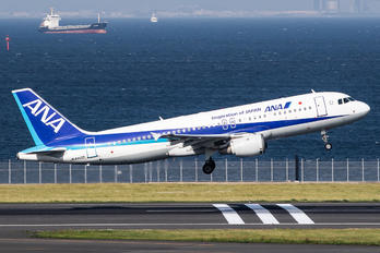 JA8400 - ANA - All Nippon Airways Airbus A320