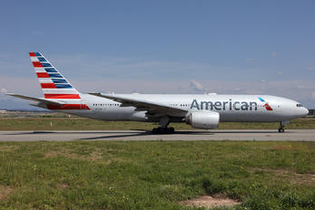 N771AN - American Airlines Boeing 777-200ER