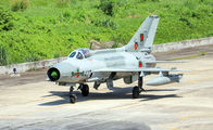1427 - Bangladesh - Air Force Chengdu F-7BG aircraft