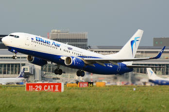 YR-BMN - Blue Air Boeing 737-800