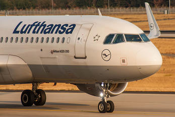 D-AIUL - Lufthansa Airbus A320