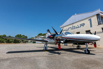 N6RA - Private Cessna 425 Conquest I